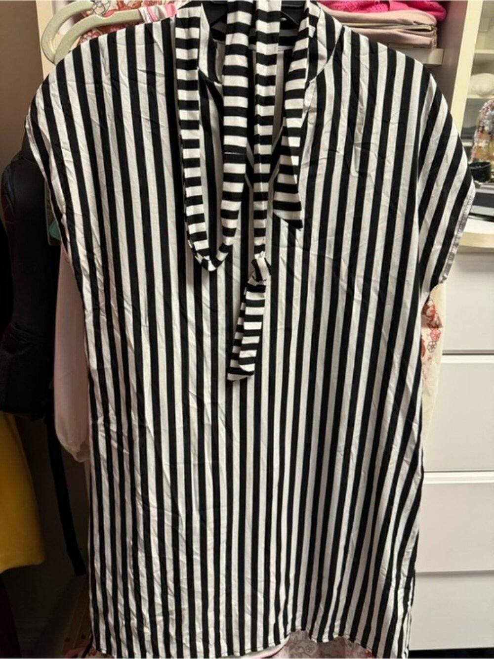 Retro Striped Dress With Tie - Picture 4 of 4